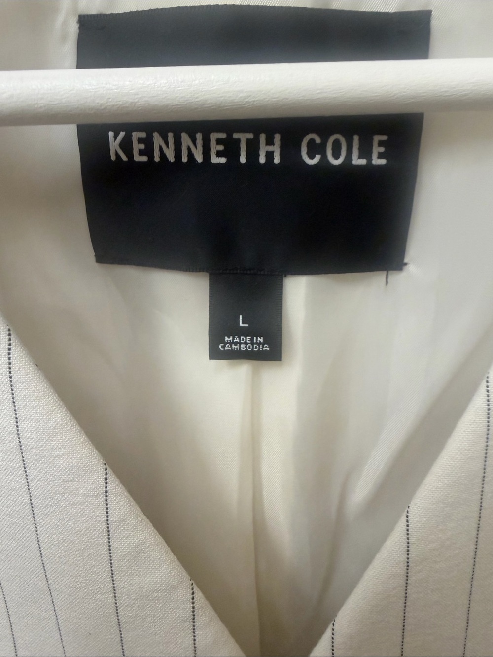 Kenneth Cole Vest - Picture 2 of 3